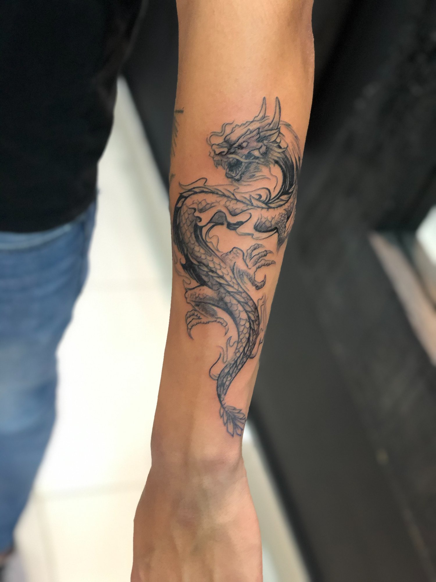 Tatuajes blackwork Bogotá — 222 Tattoo Studio